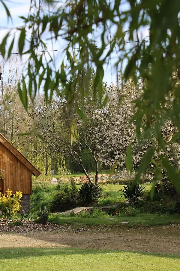 Le Manoir Des Haies Spa Les Champs-Géraux فرنسا