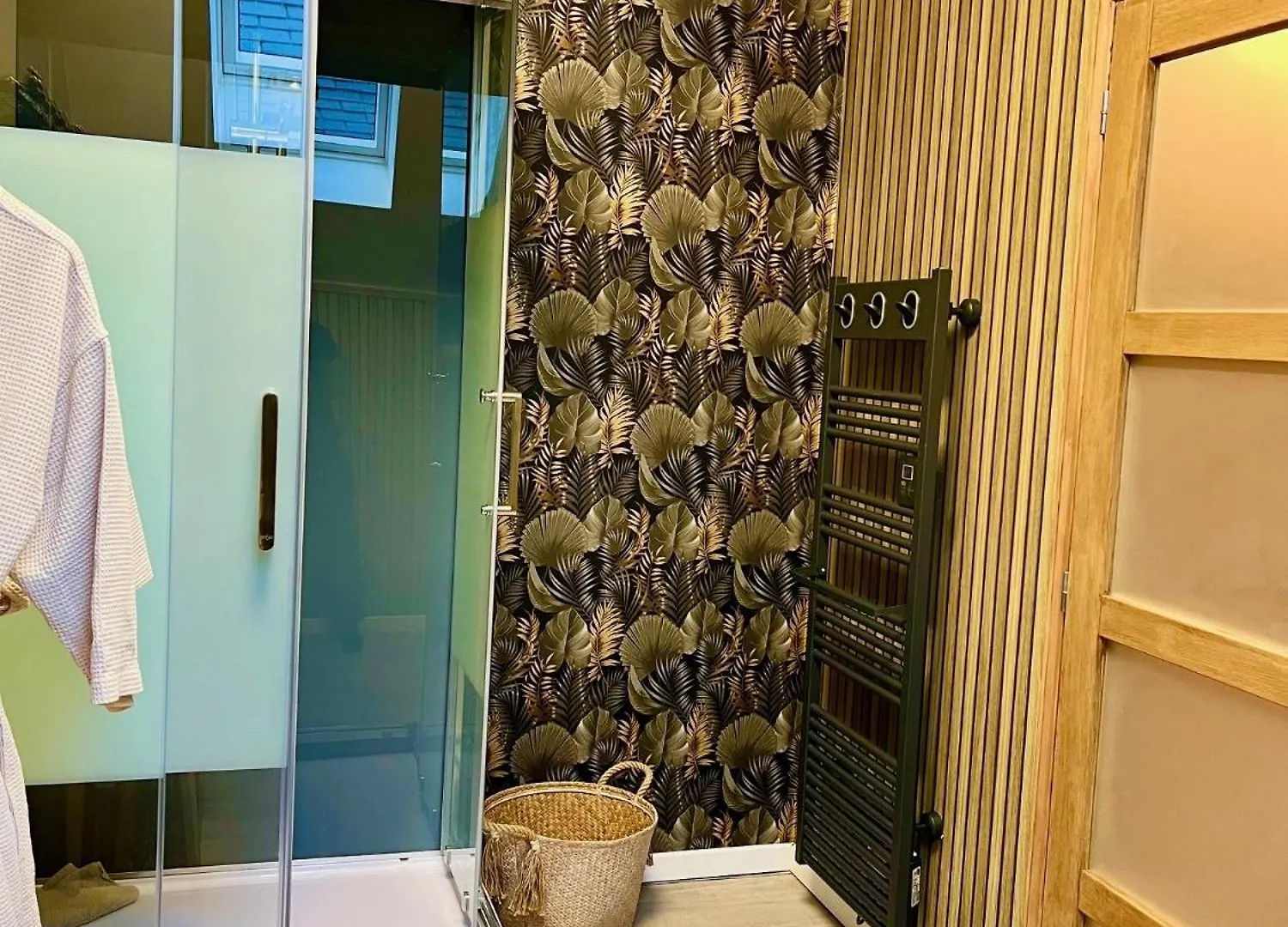 Le Manoir Des Haies Spa Les Champs-Géraux بيت ضيافة